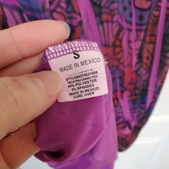 Unity World Wear Tee-Size Small - Picture 5 of 5